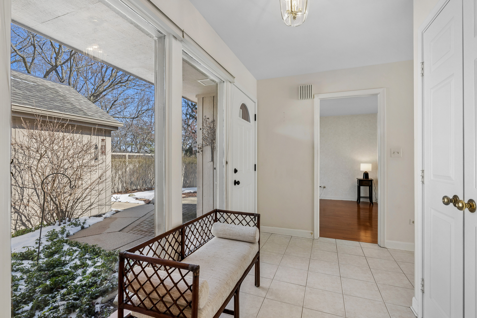 59 Cedar Ridge, Lake Barrington, IL 60010