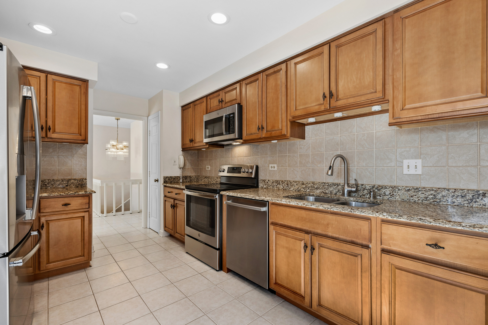 59 Cedar Ridge, Lake Barrington, IL 60010