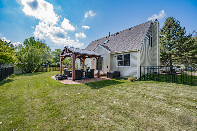 3080 Compton Road, Aurora, IL 60504