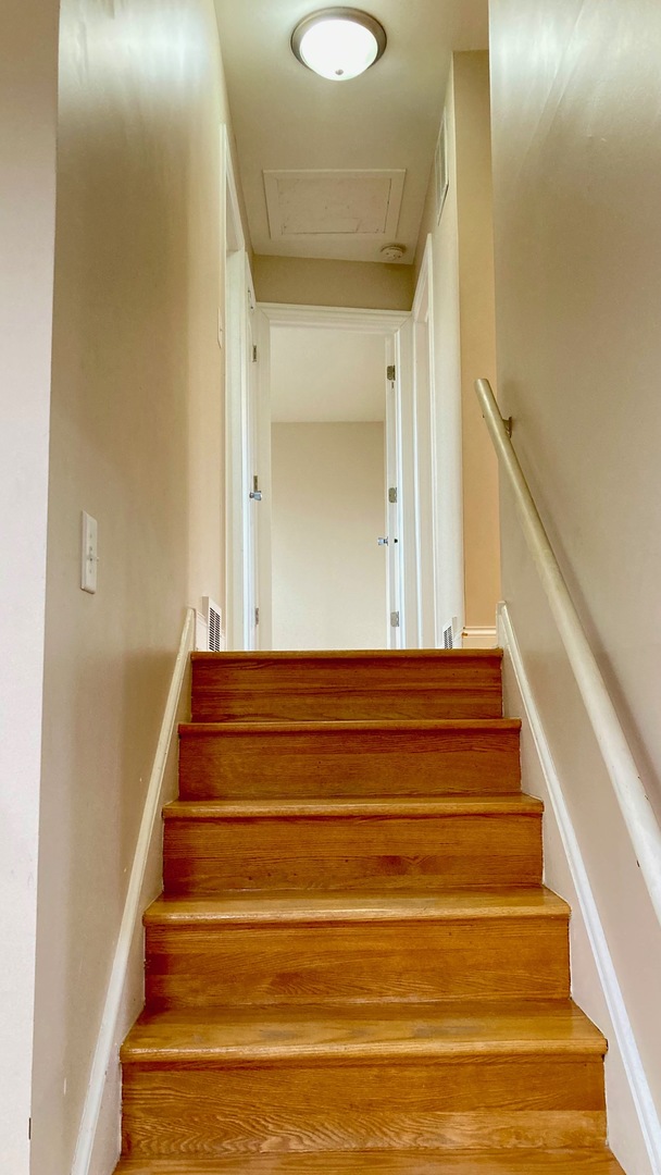 20W309 S Frontage Road, Lemont, IL 60439