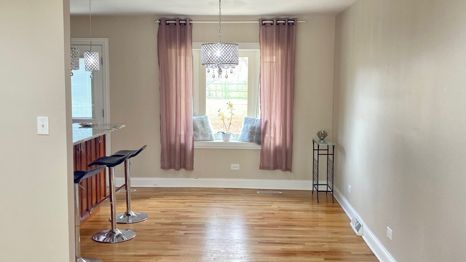 20W309 S Frontage Road, Lemont, IL 60439