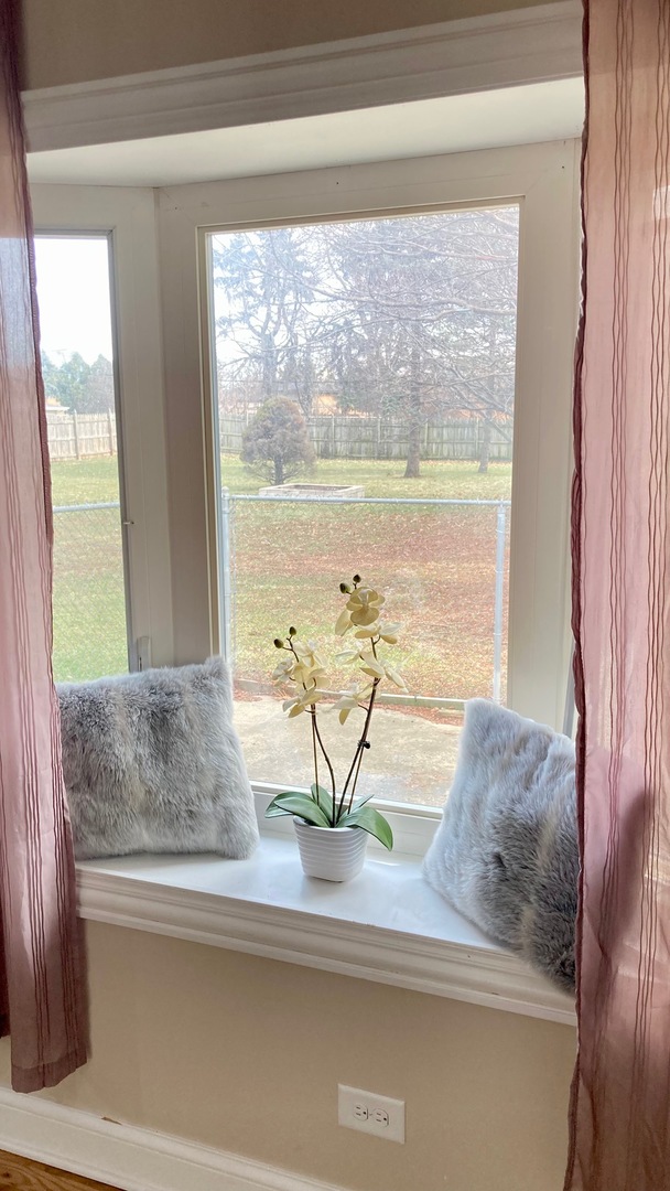 20W309 S Frontage Road, Lemont, IL 60439