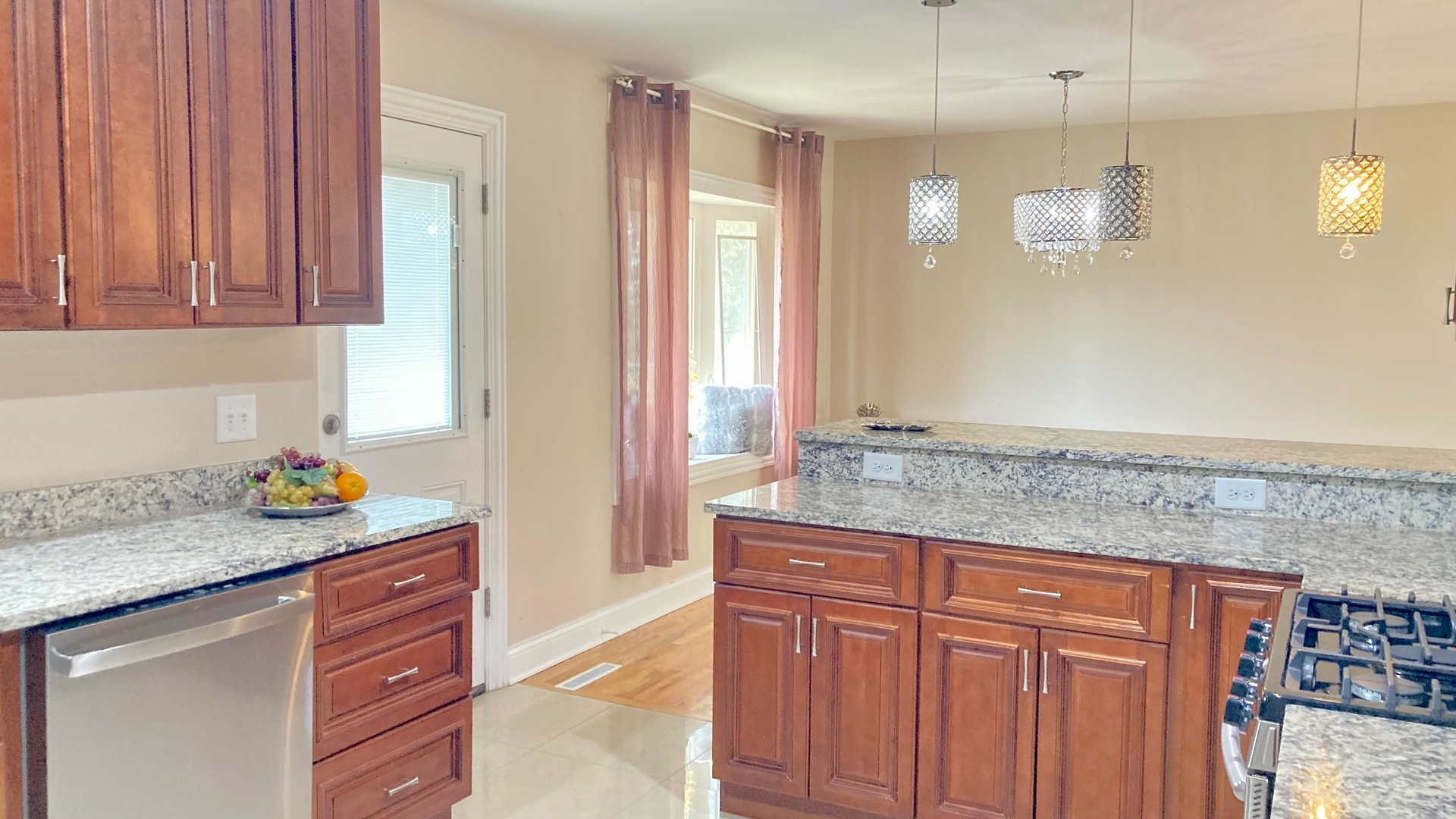 20W309 S Frontage Road, Lemont, IL 60439