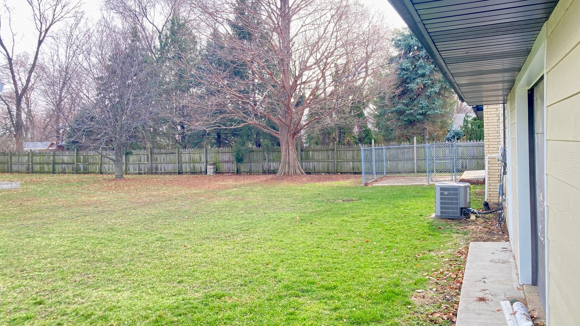 20W309 S Frontage Road, Lemont, IL 60439