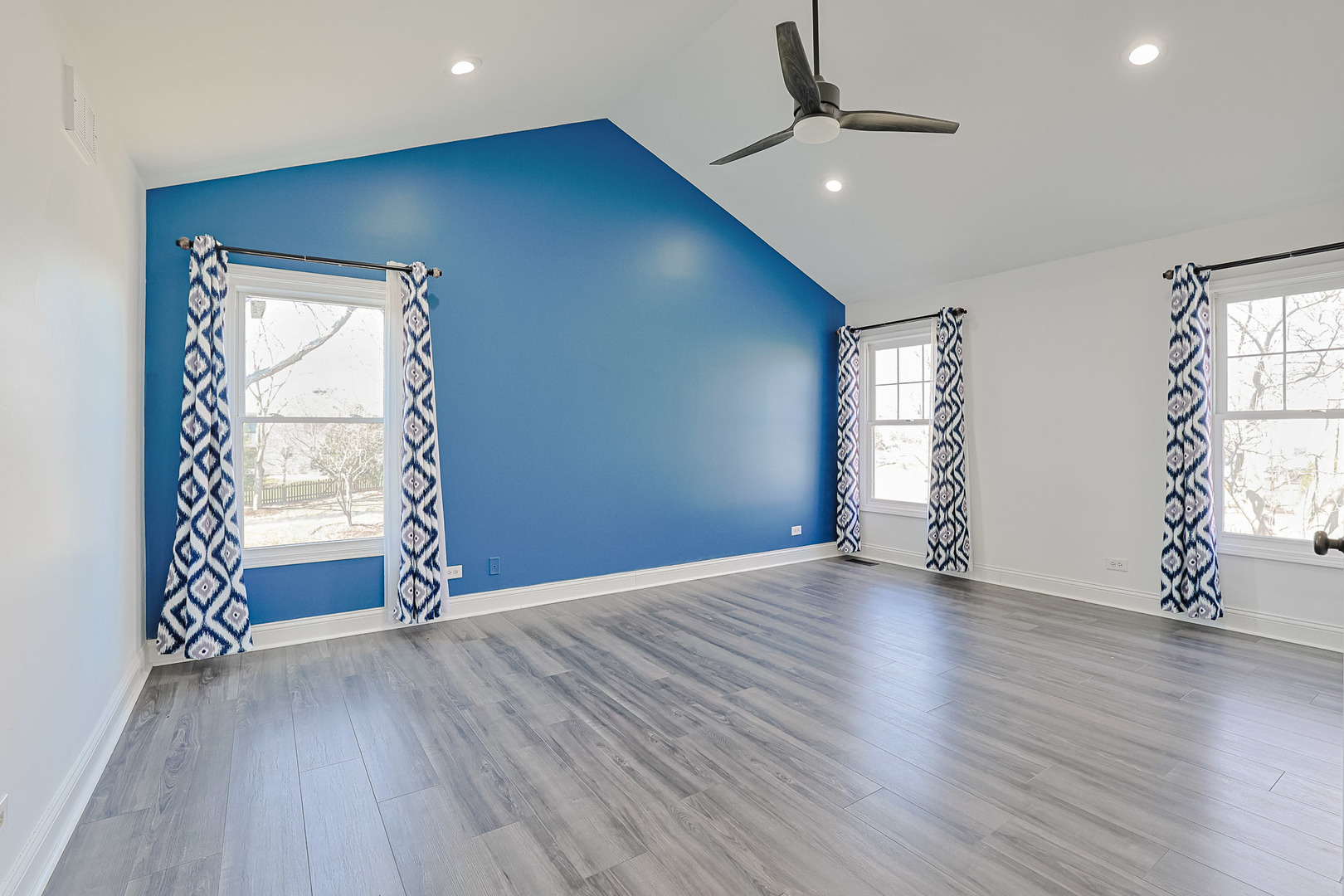 1432 Steeplechase Road, Bartlett, IL 60103