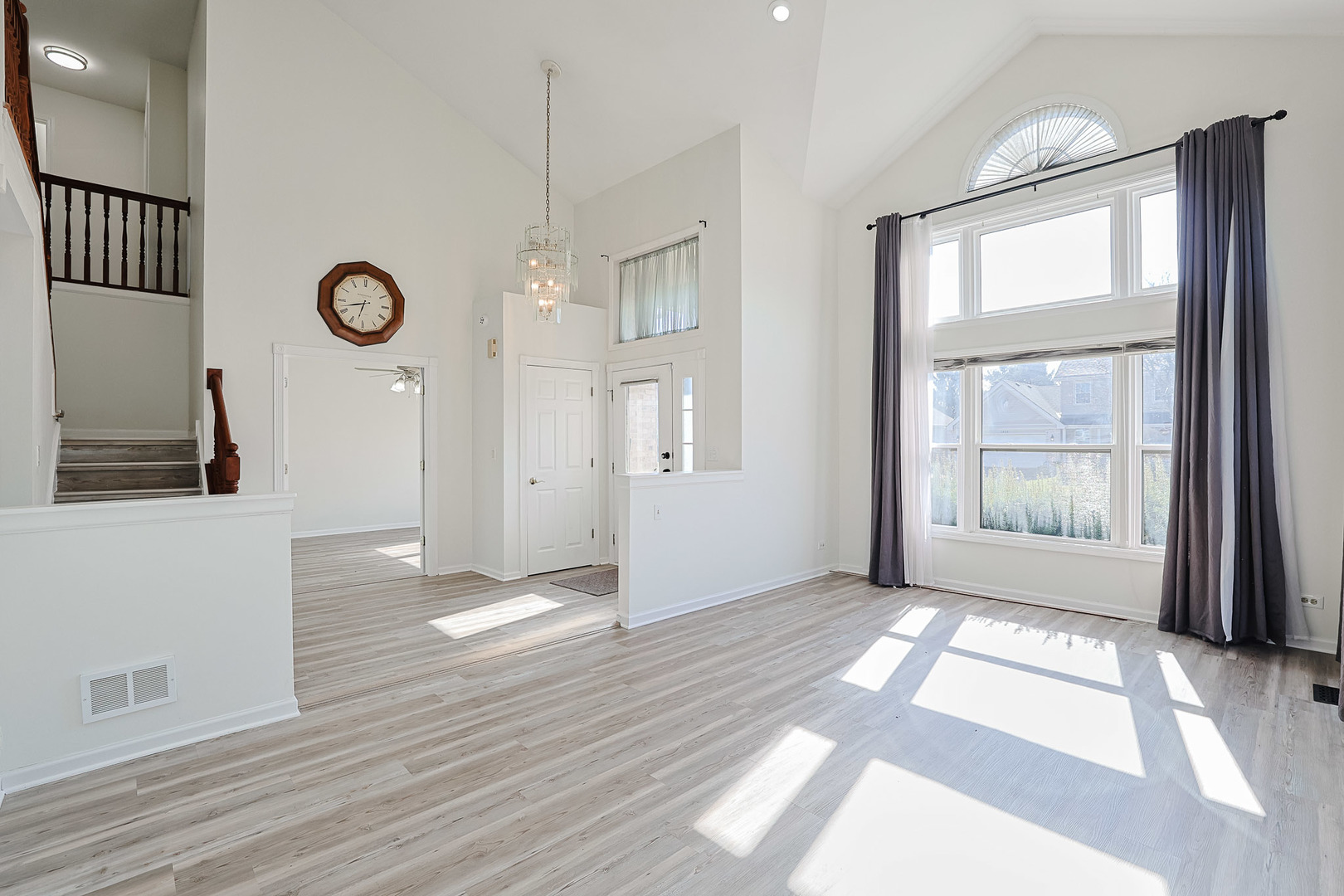 1432 Steeplechase Road, Bartlett, IL 60103