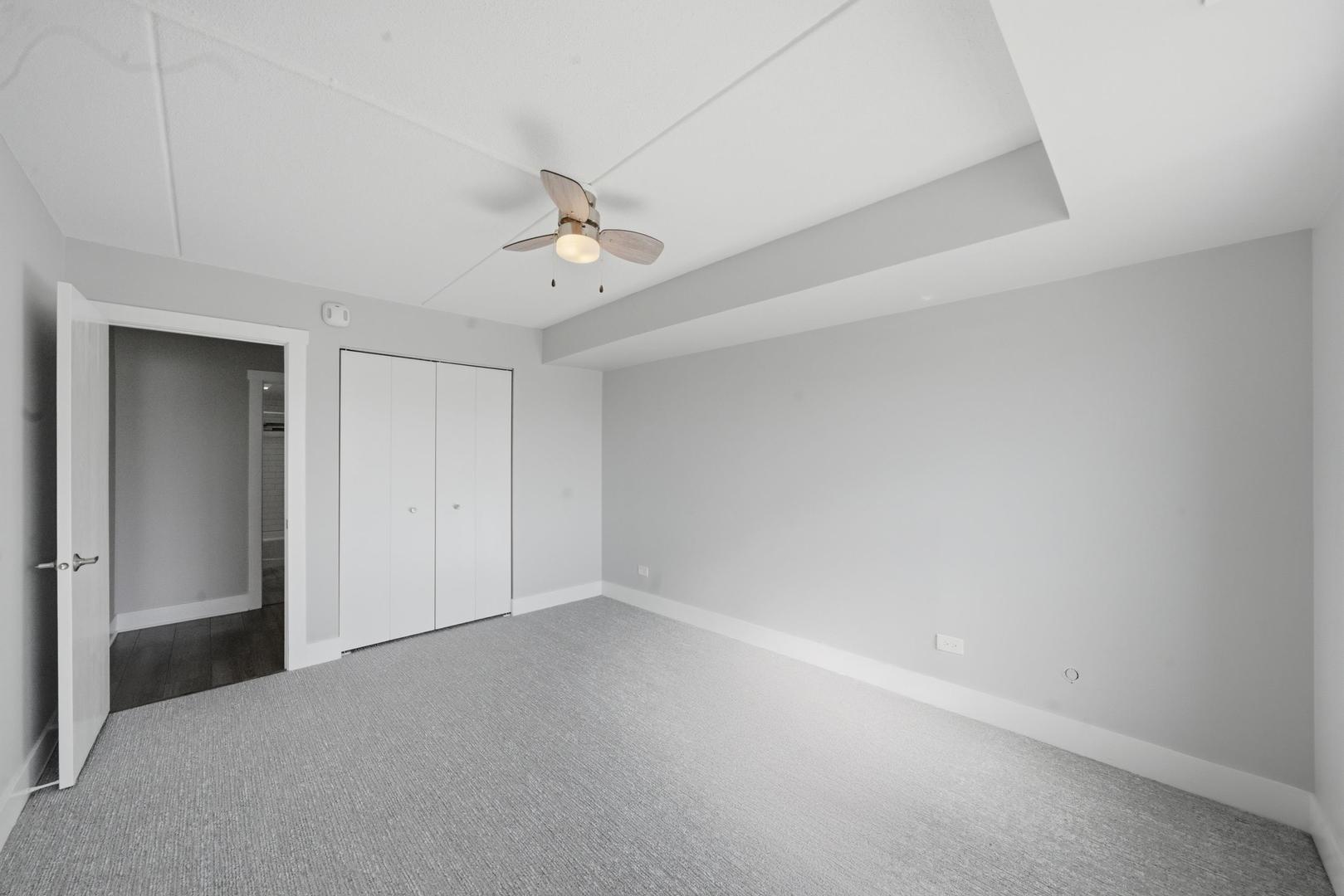 555 GRACELAND Avenue #503, Des Plaines, IL 60016