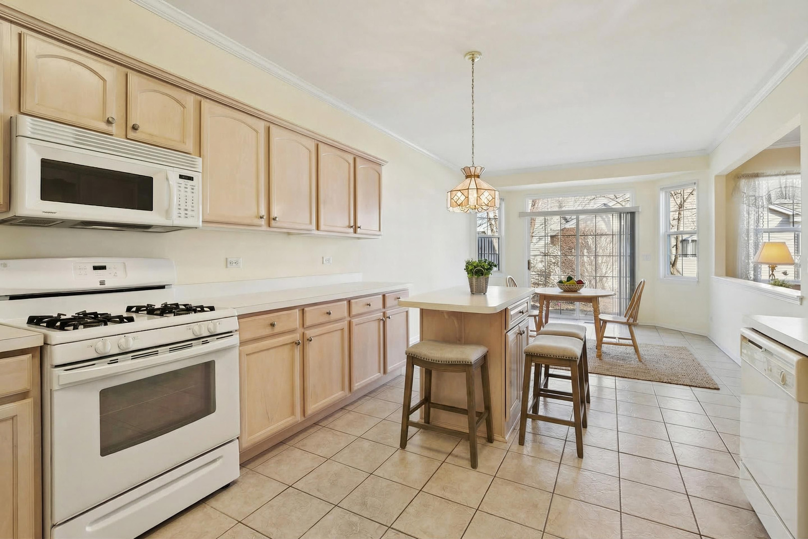 2382 Carillon Drive, Grayslake, IL 60030