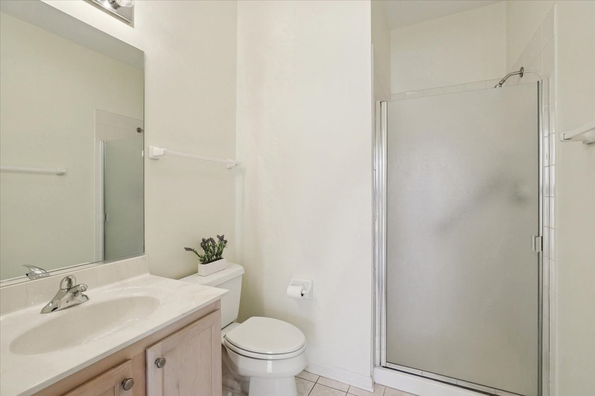 2382 Carillon Drive, Grayslake, IL 60030