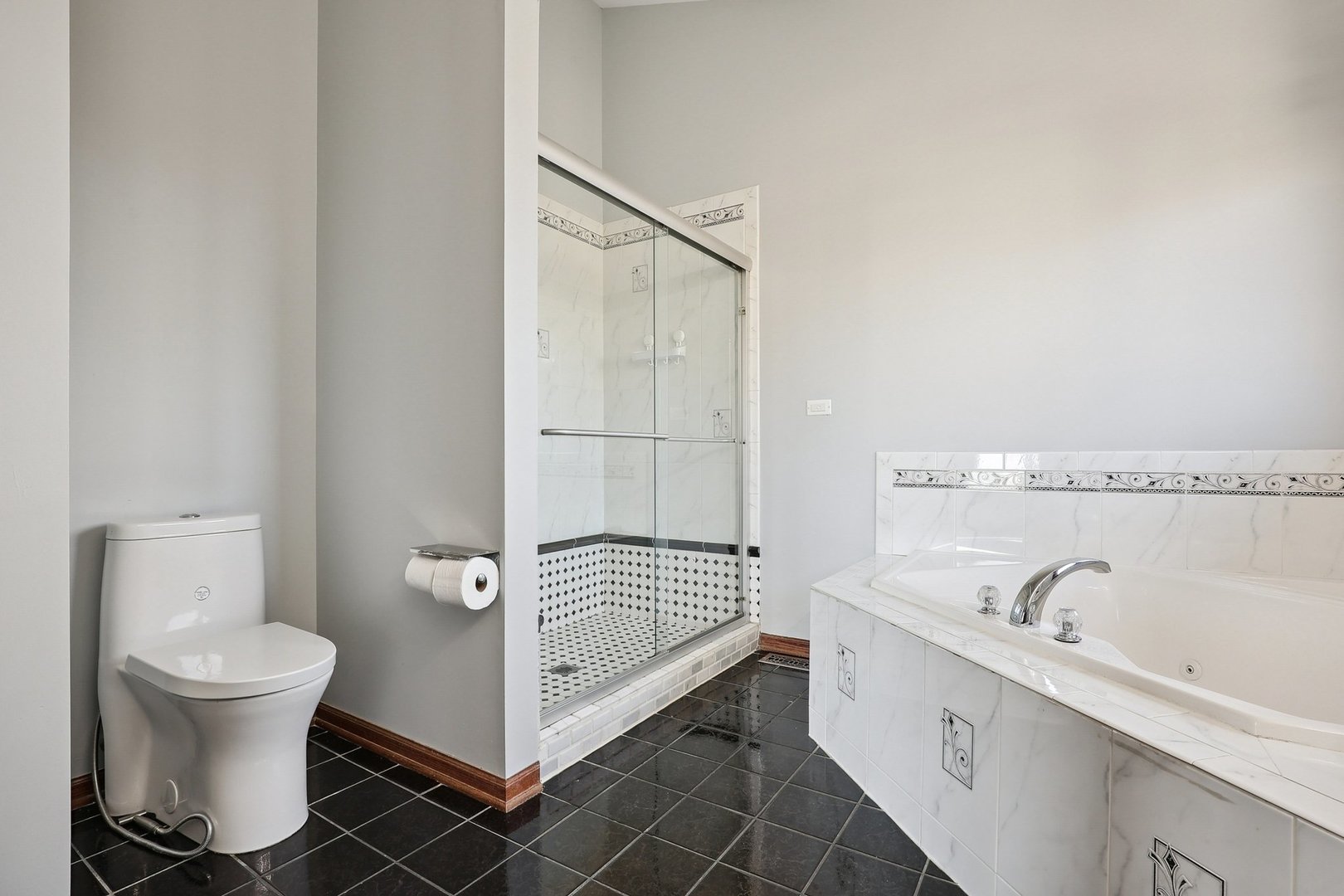 9024 Witham Lane, Woodridge, IL 60517