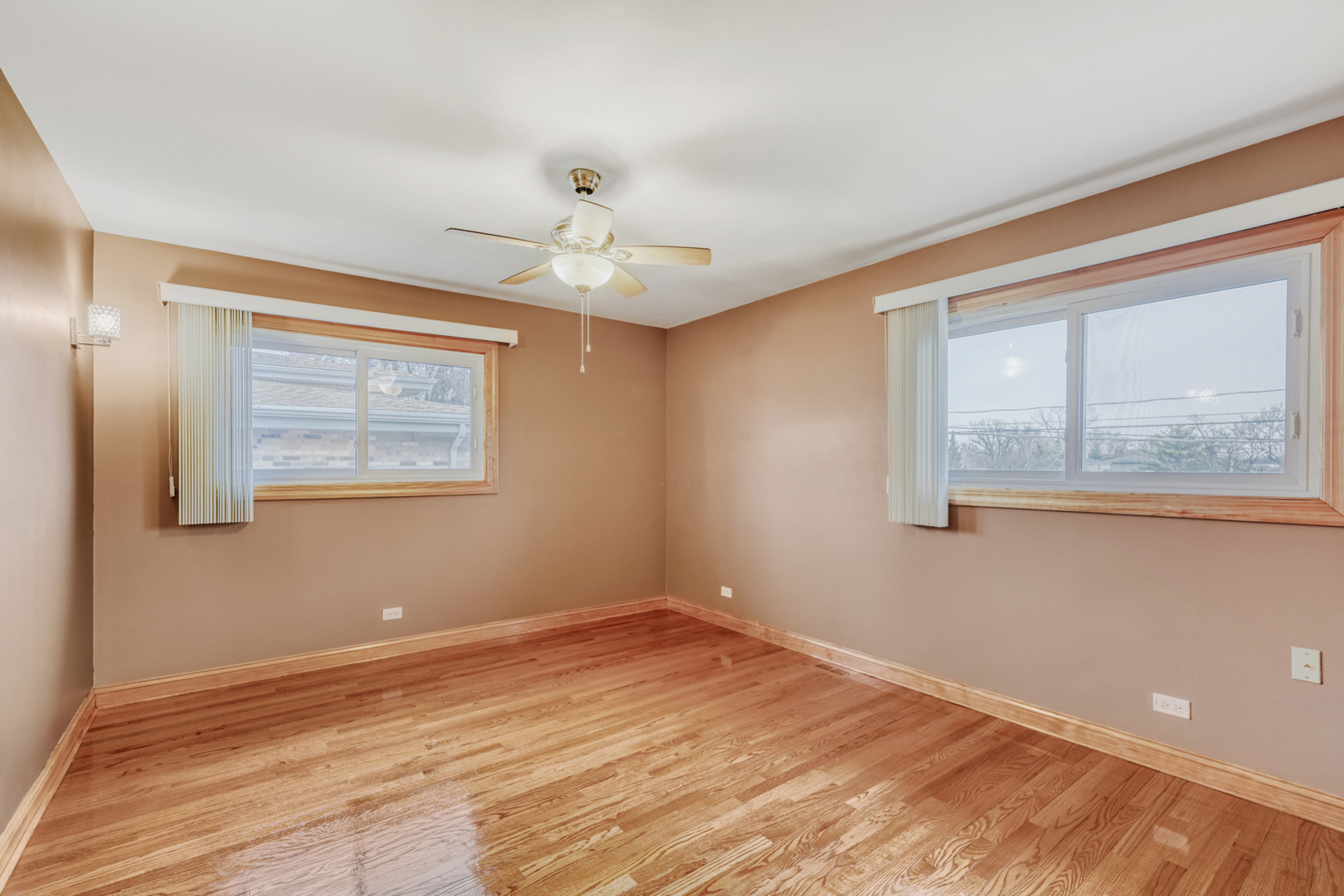 8507 Blue Ridge Avenue, Hickory Hills, IL 60457