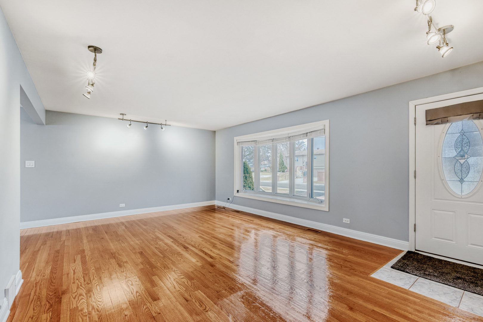 8507 Blue Ridge Avenue, Hickory Hills, IL 60457