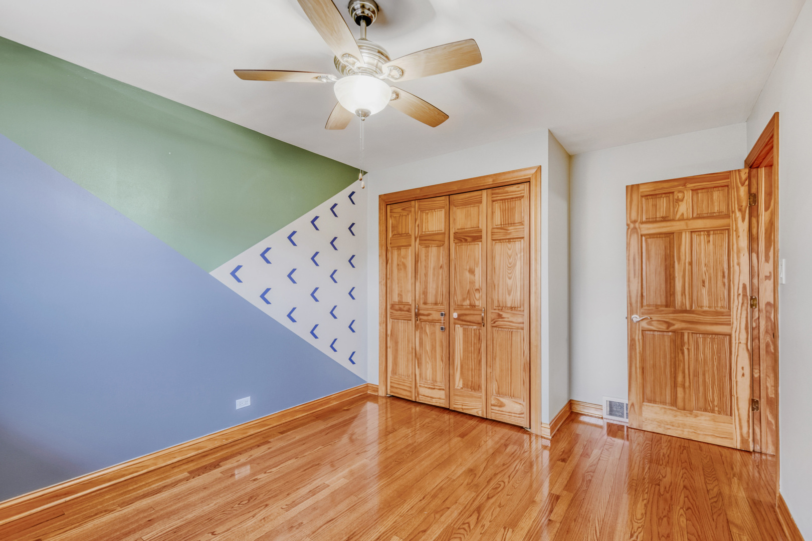 8507 Blue Ridge Avenue, Hickory Hills, IL 60457