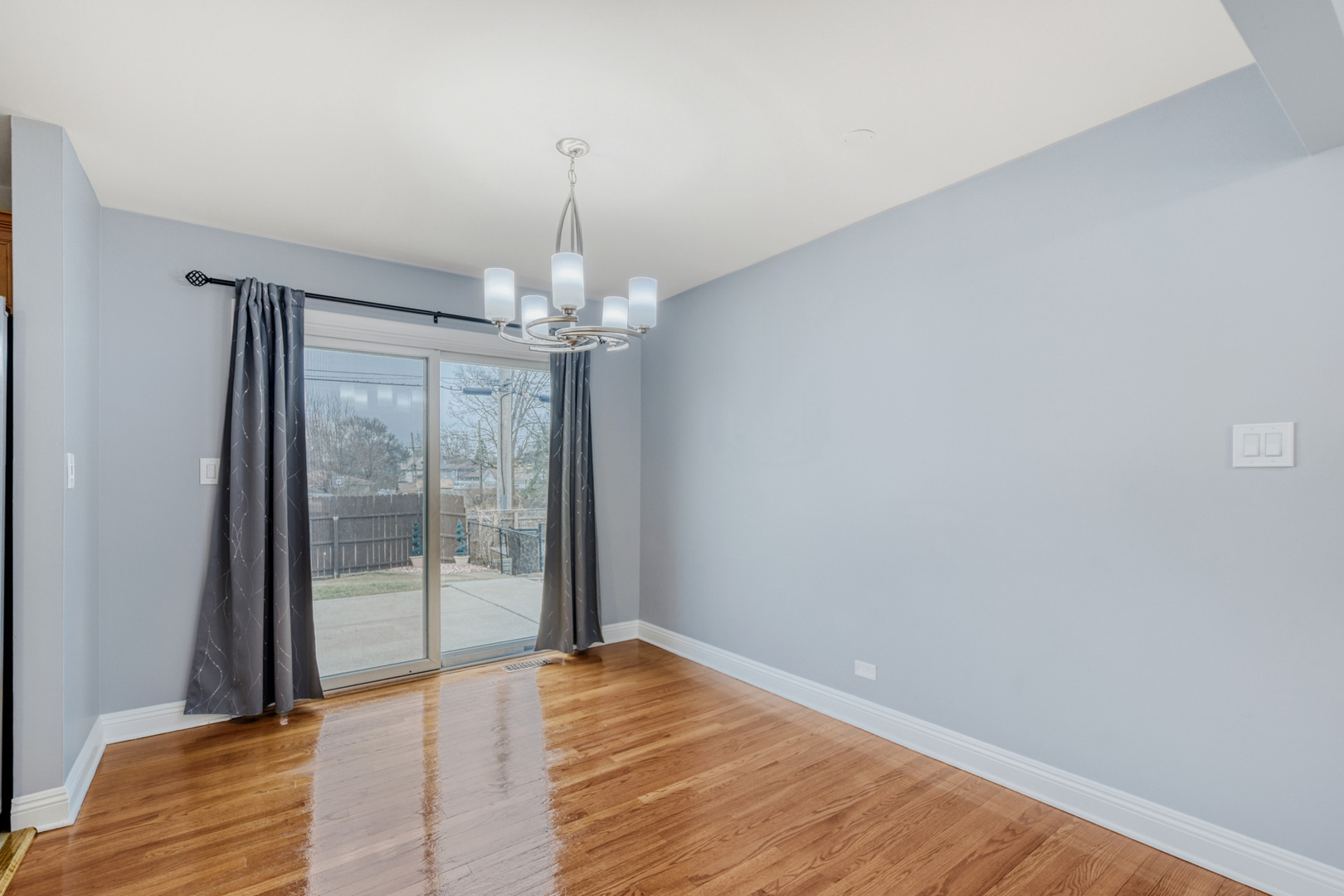 8507 Blue Ridge Avenue, Hickory Hills, IL 60457