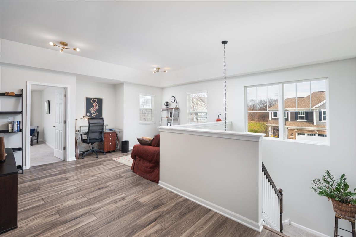 27W119 Redbud Lane, Winfield, IL 60190