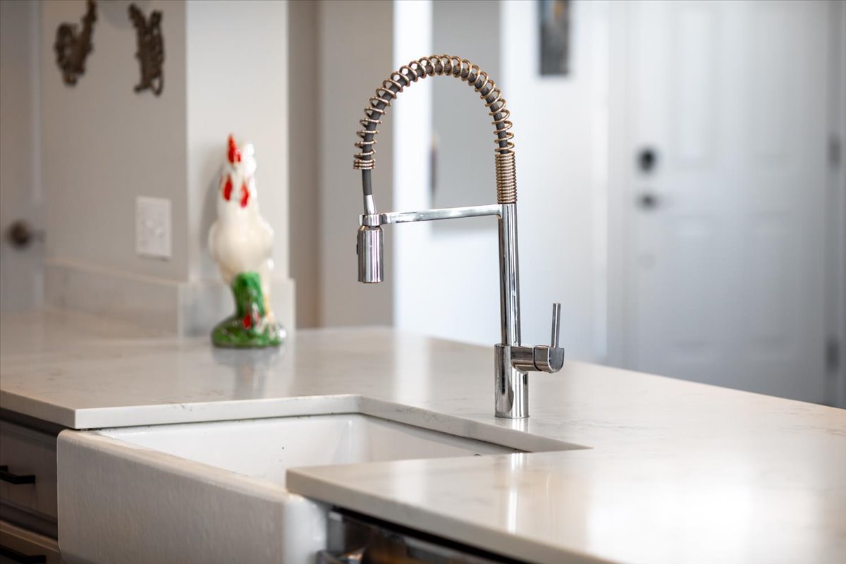 27W119 Redbud Lane, Winfield, IL 60190