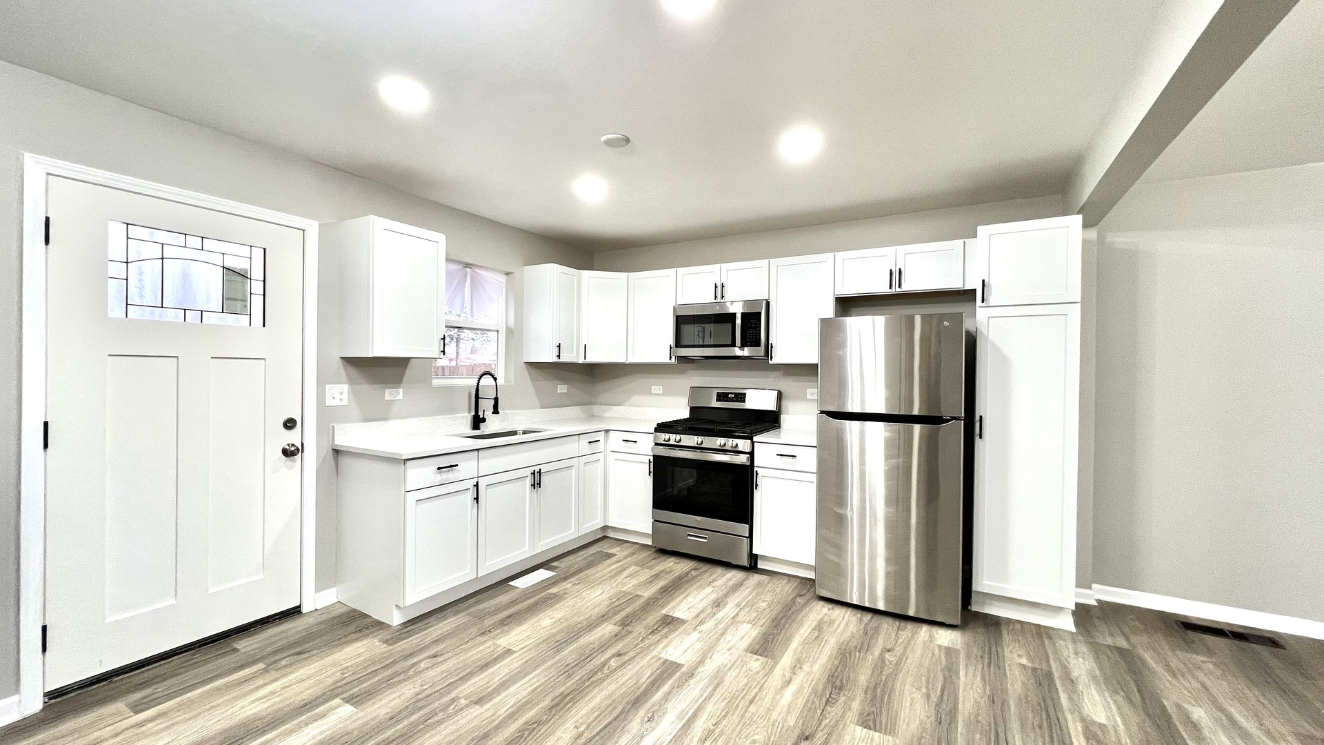 859 Foran Lane, Aurora, IL 60506