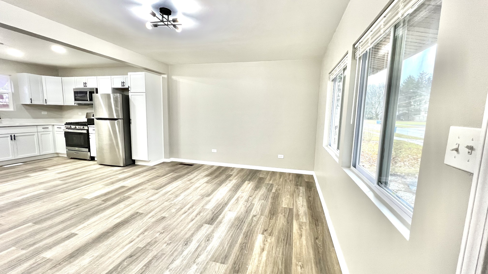 859 Foran Lane, Aurora, IL 60506