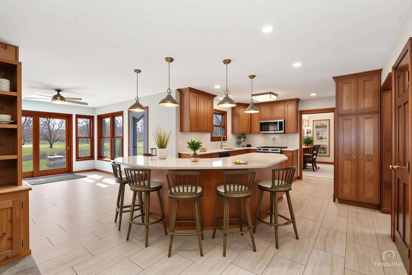 225 Fairway Drive, Prospect Heights, IL 60070