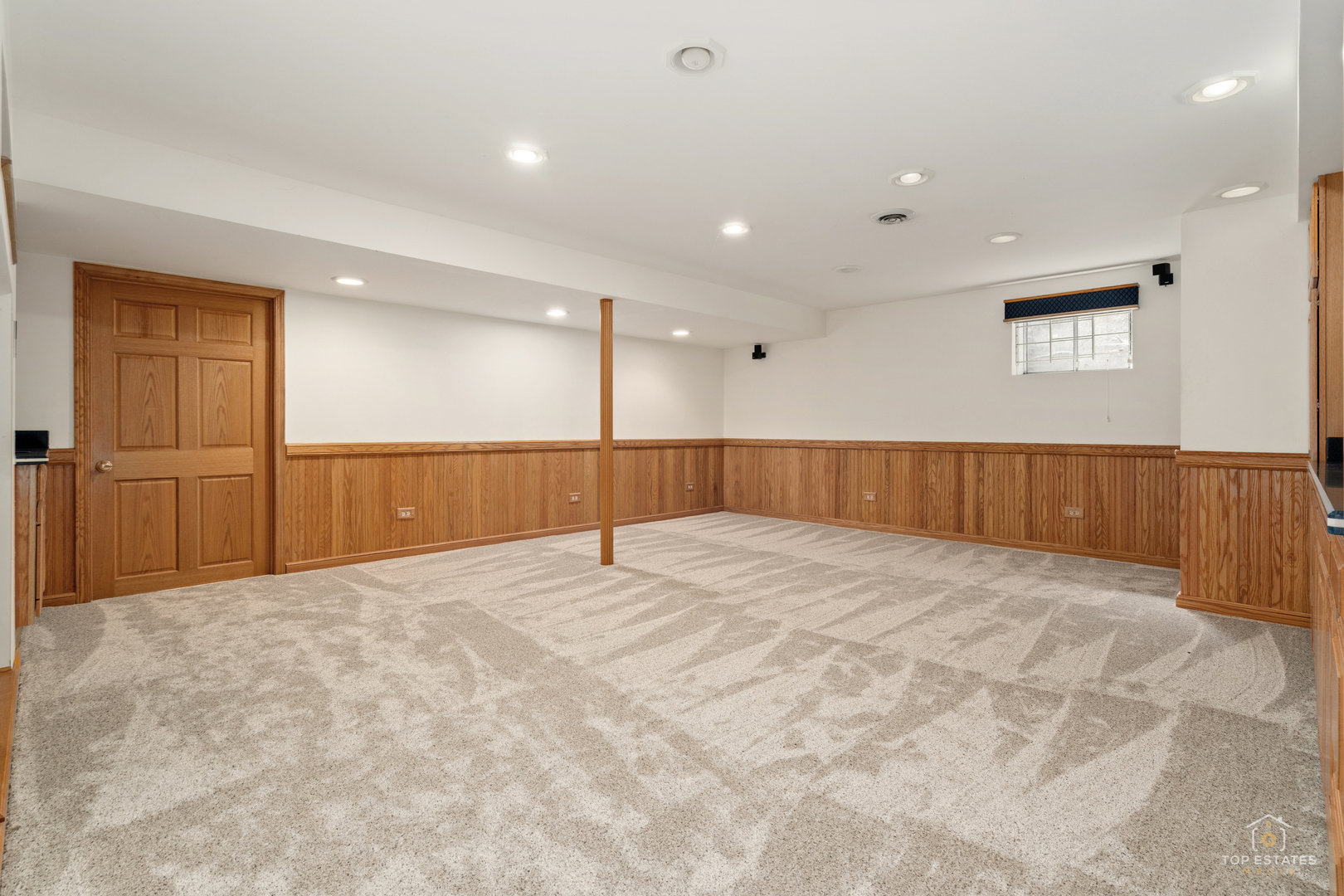 225 Fairway Drive, Prospect Heights, IL 60070