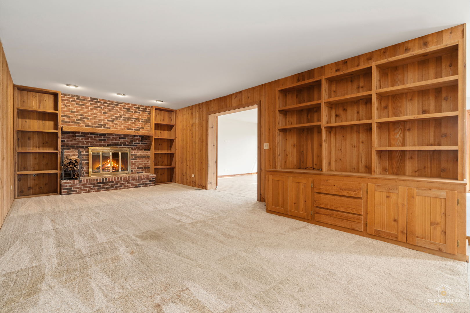 225 Fairway Drive, Prospect Heights, IL 60070