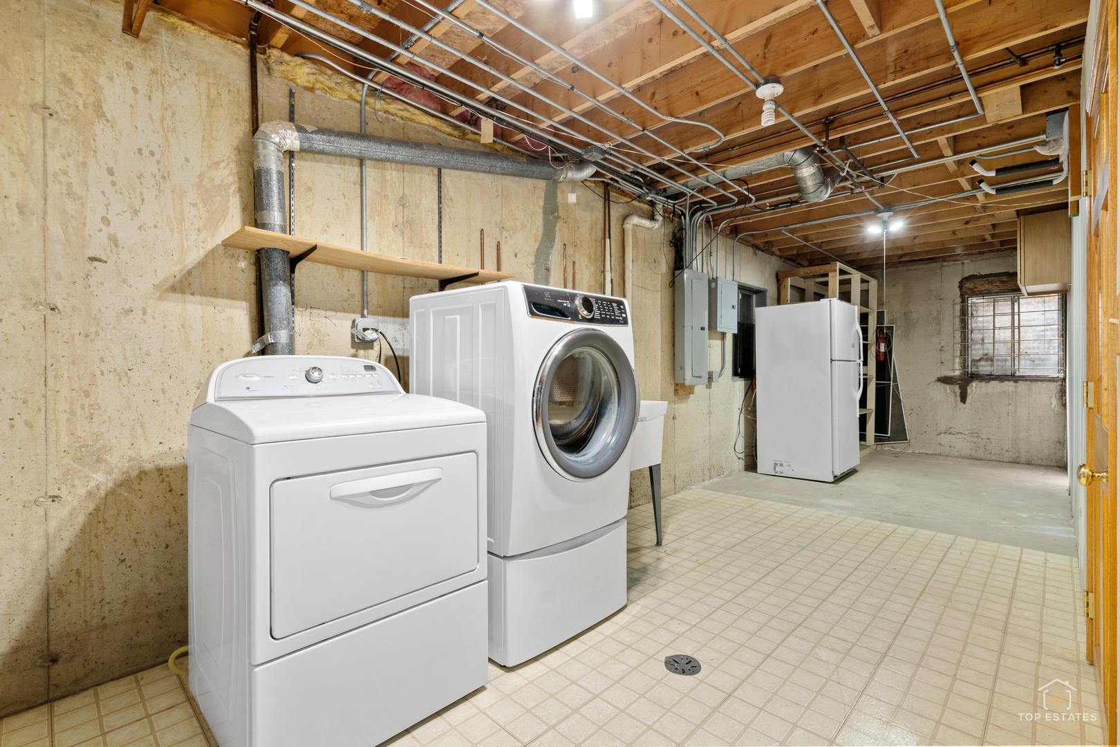 225 Fairway Drive, Prospect Heights, IL 60070