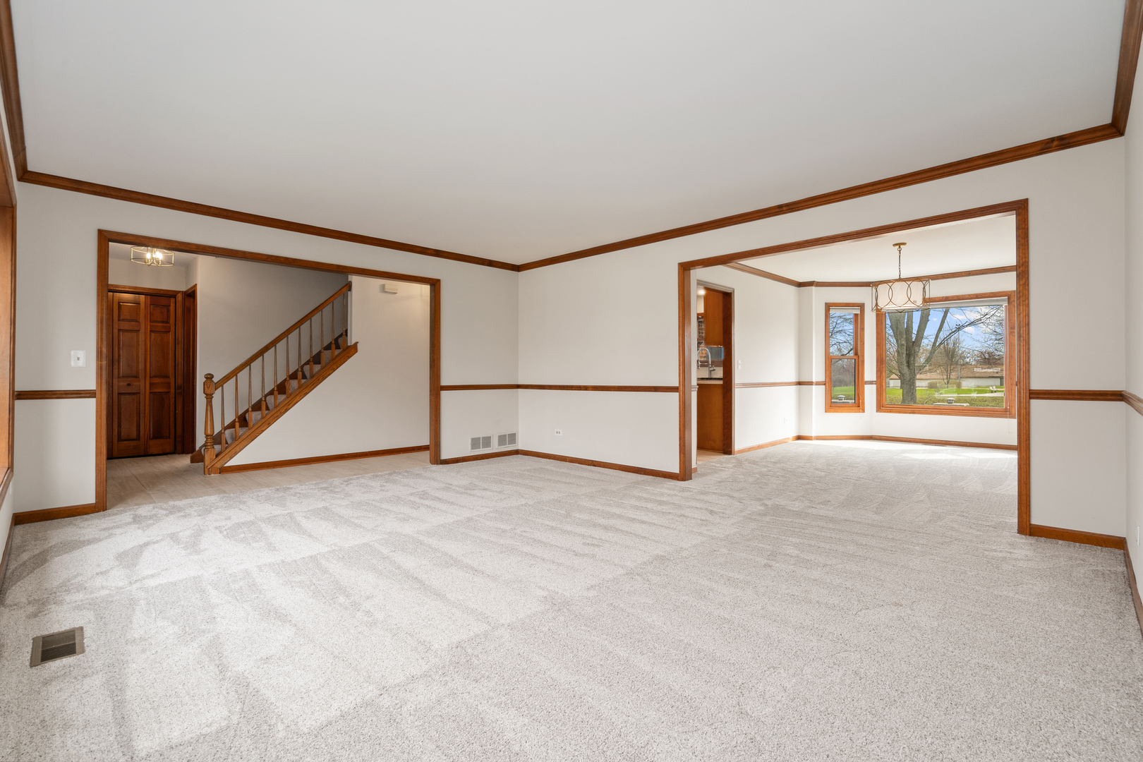 225 Fairway Drive, Prospect Heights, IL 60070