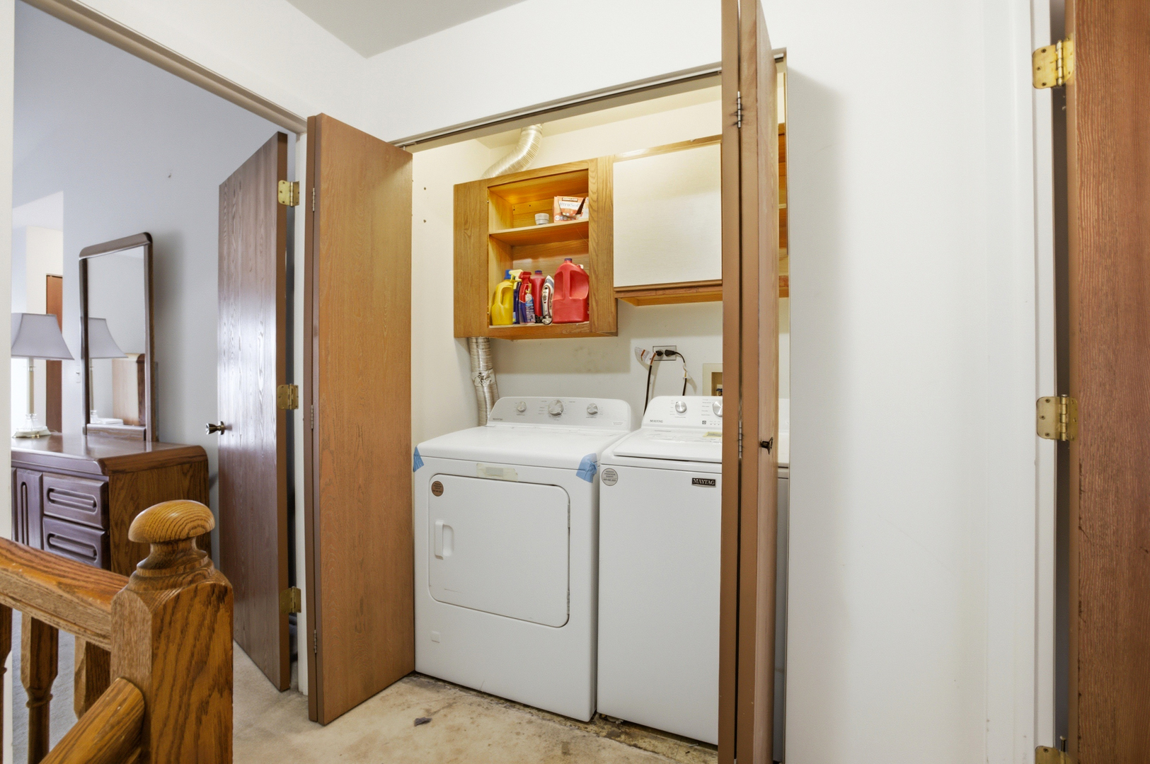 2018 Quaker Hollow Lane, Streamwood, IL 60107