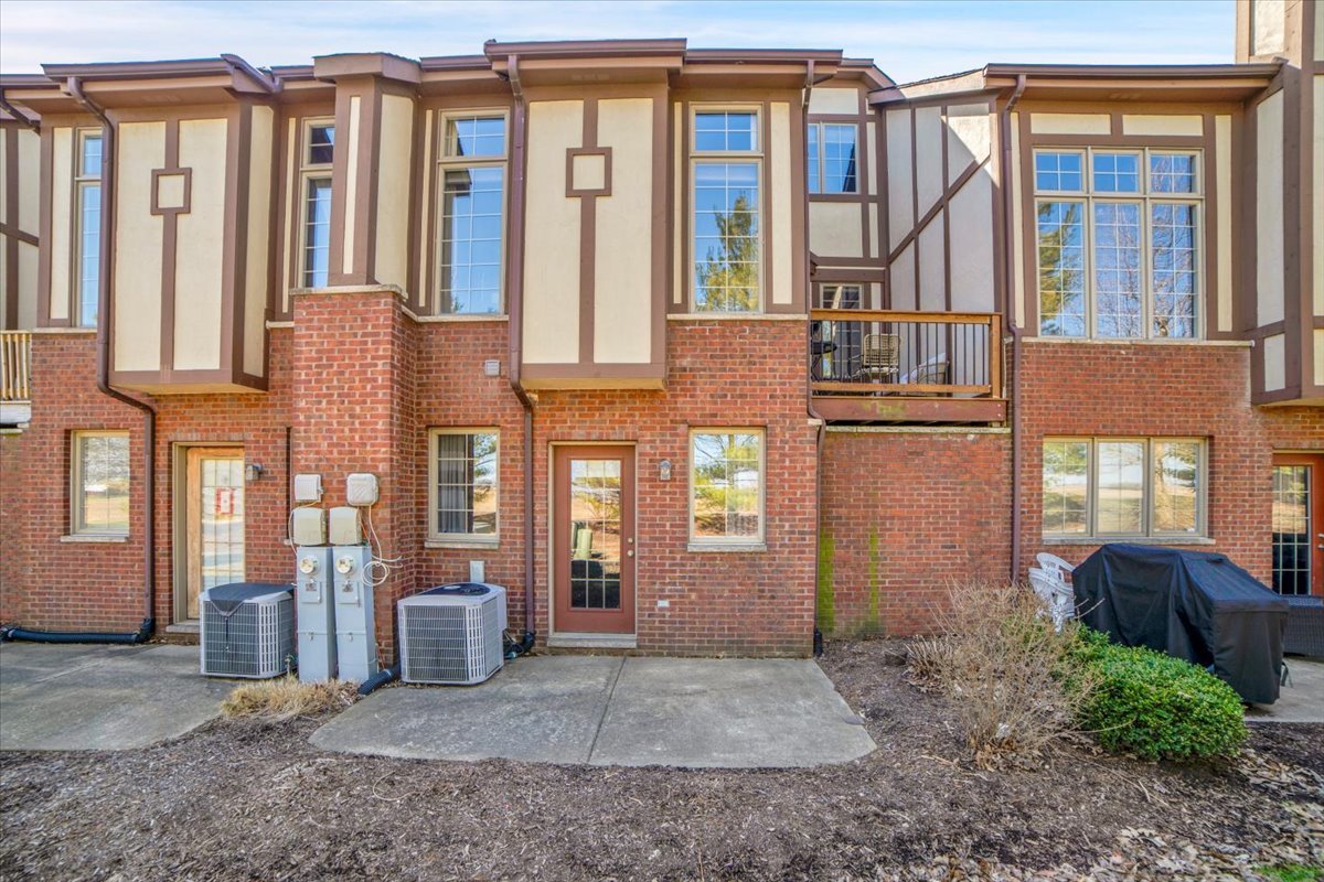 12704 Wild Rye Court, Plainfield, IL 60585