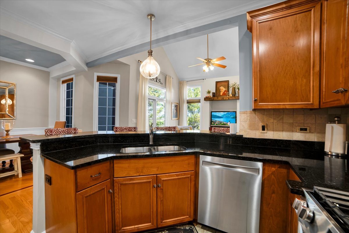 12704 Wild Rye Court, Plainfield, IL 60585