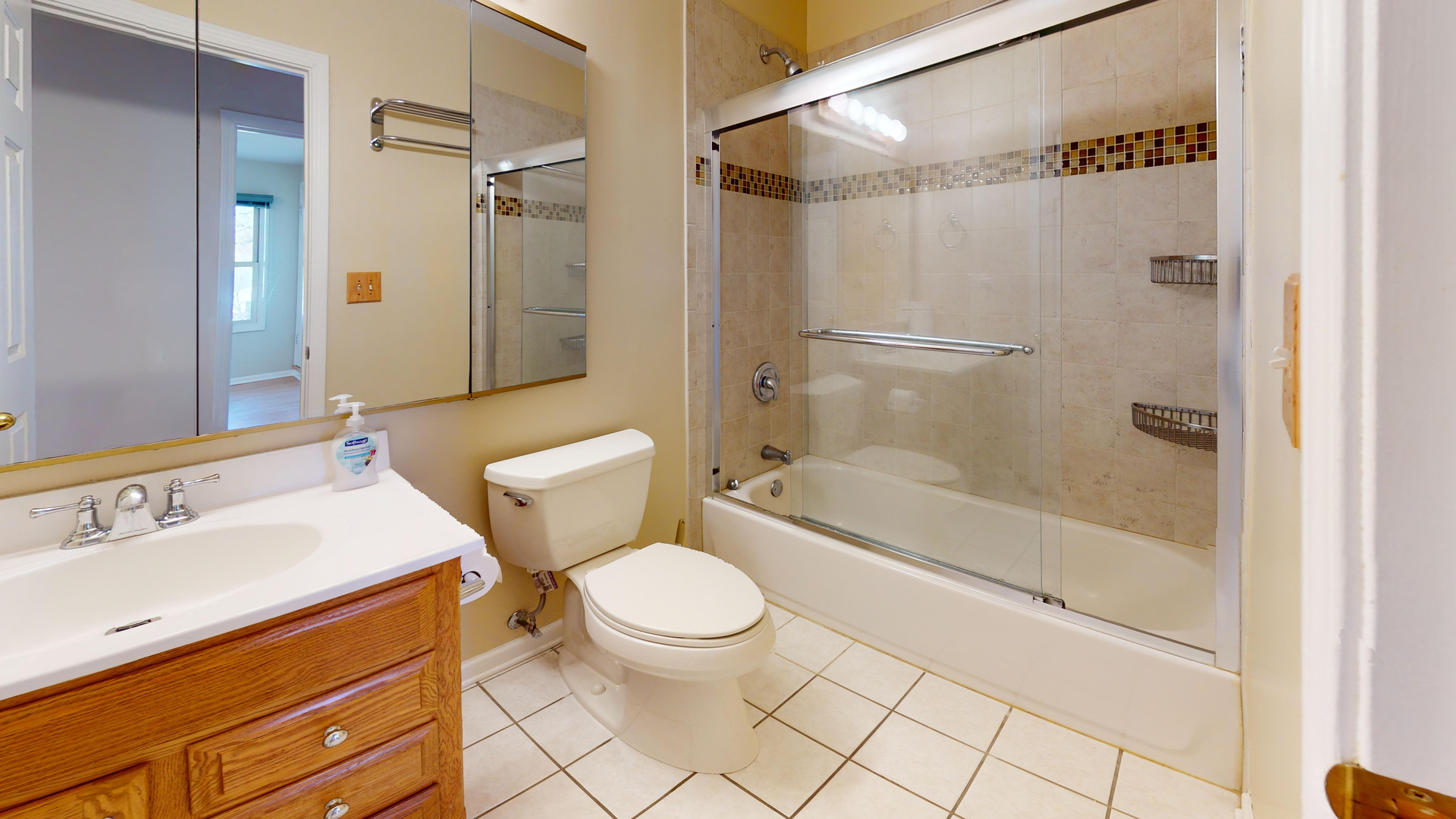 1135 Thompson Boulevard, Buffalo Grove, IL 60089