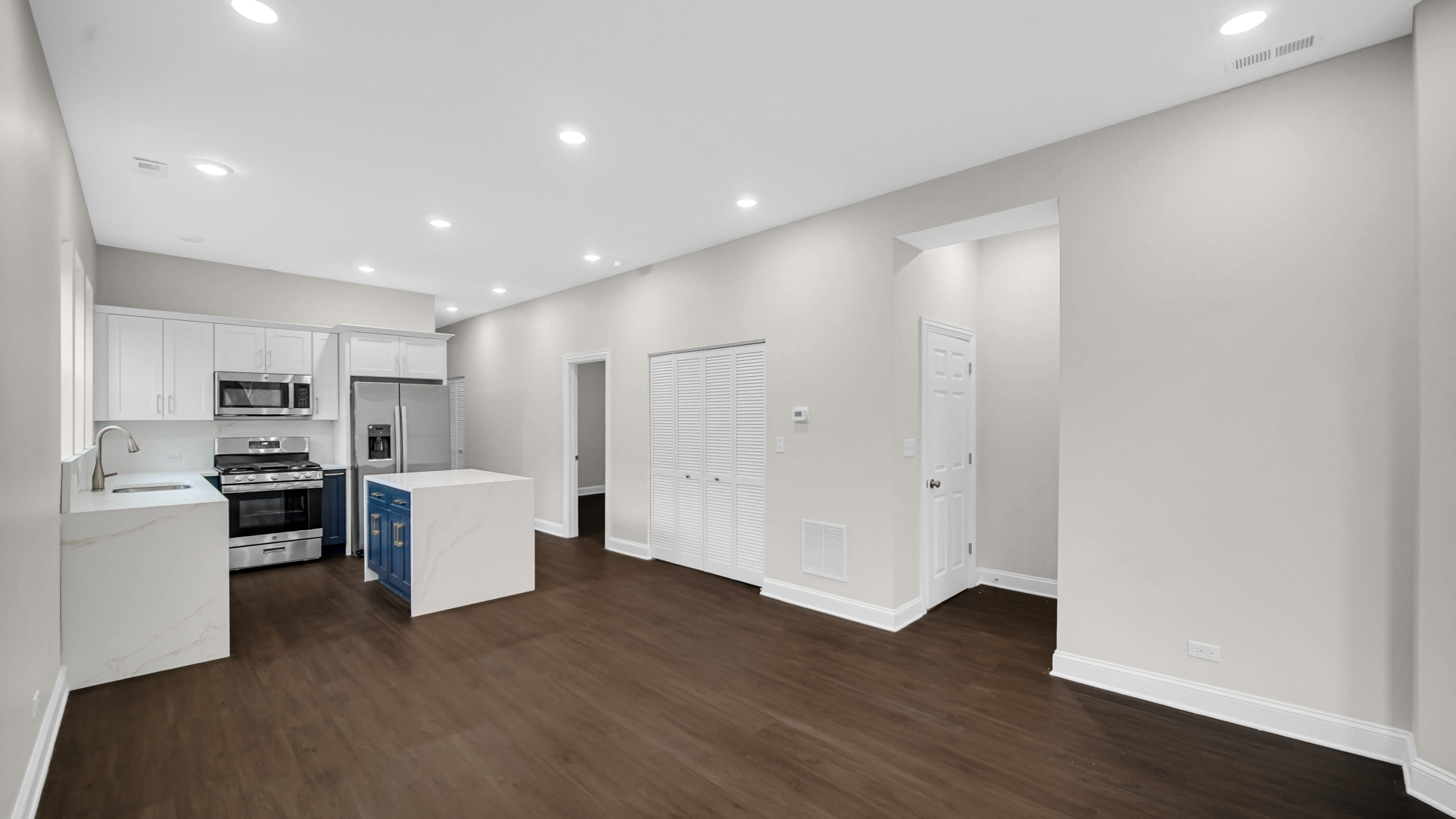 6534 S Honore Street, Chicago, IL 60636