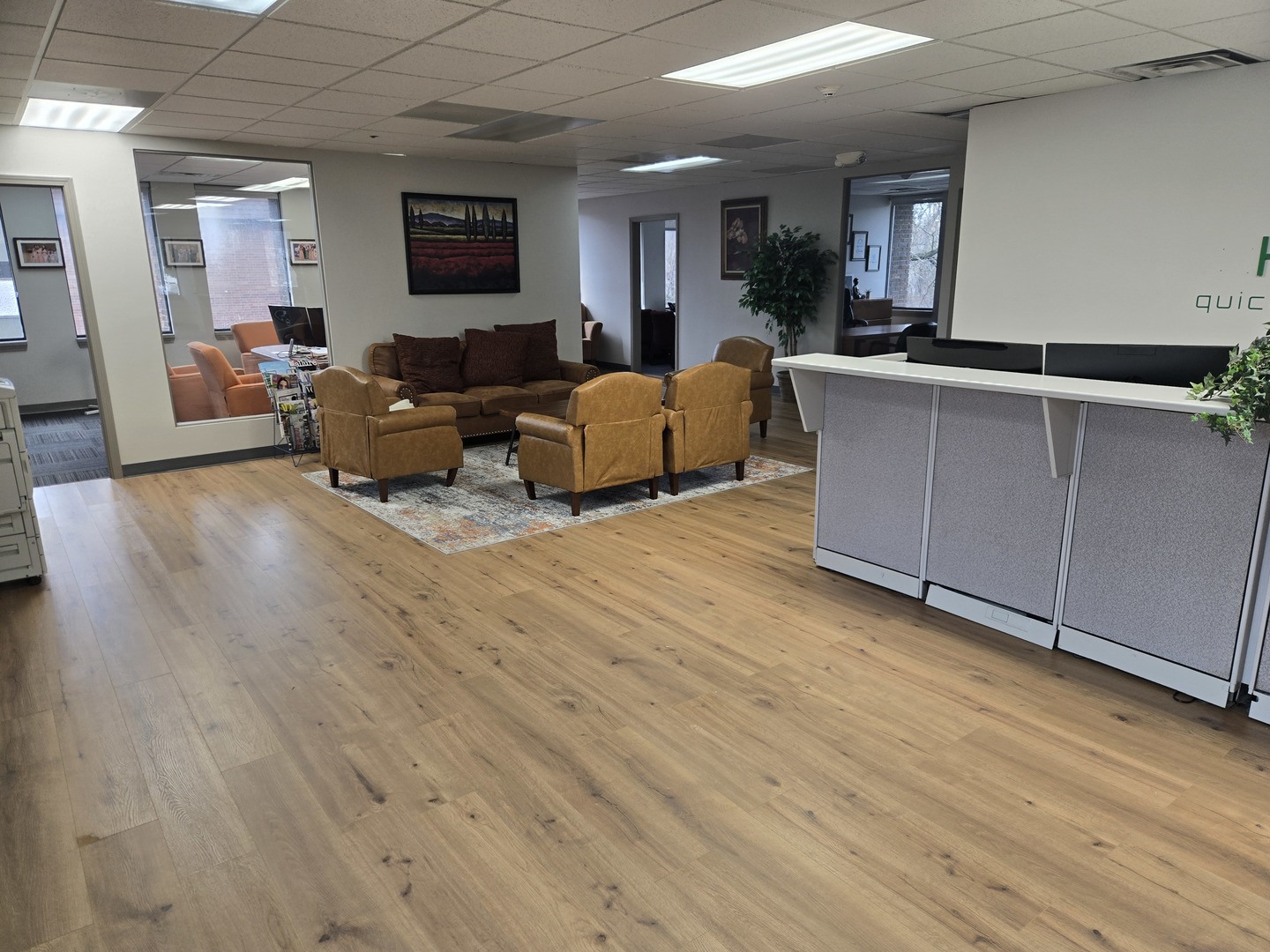 261 E Lake Street, Bloomingdale, IL 60108