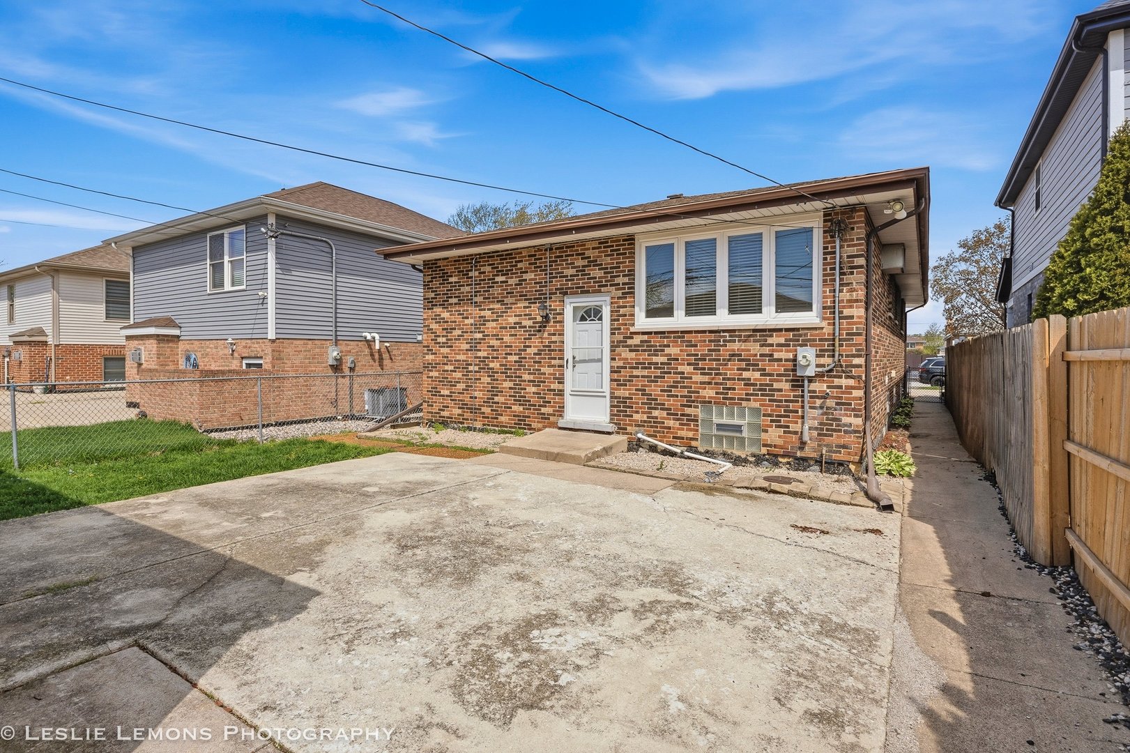 2919 W 101ST Place, Evergreen Park, IL 60805