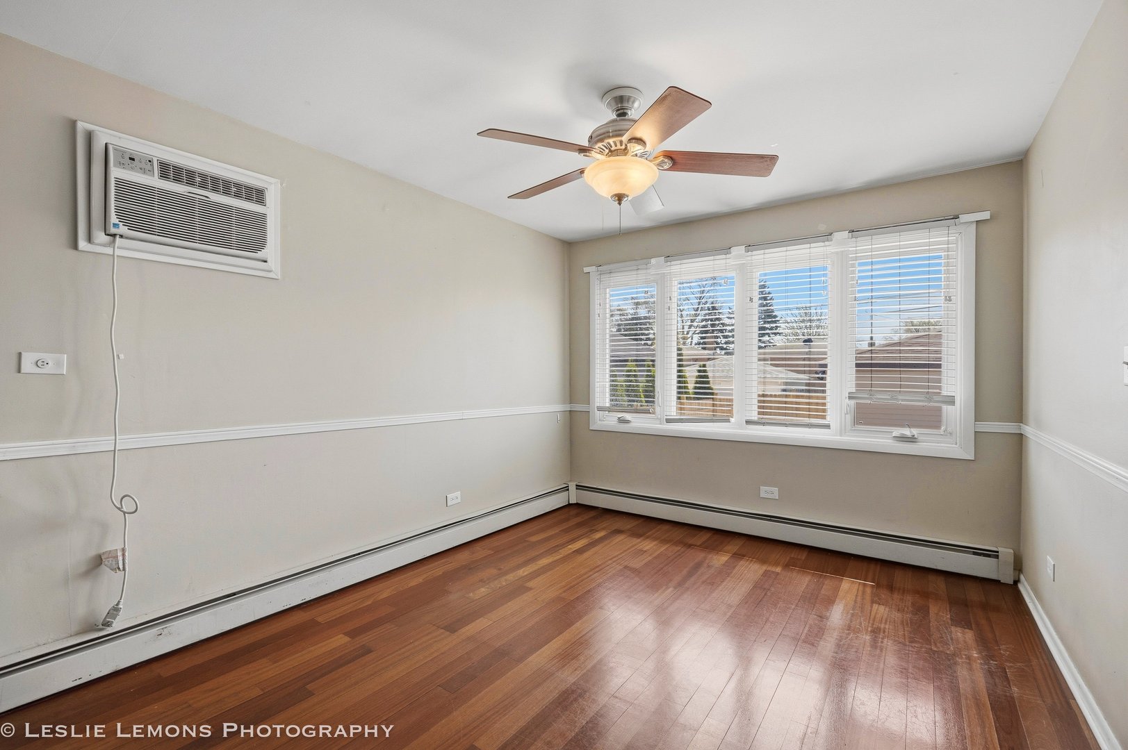 2919 W 101ST Place, Evergreen Park, IL 60805