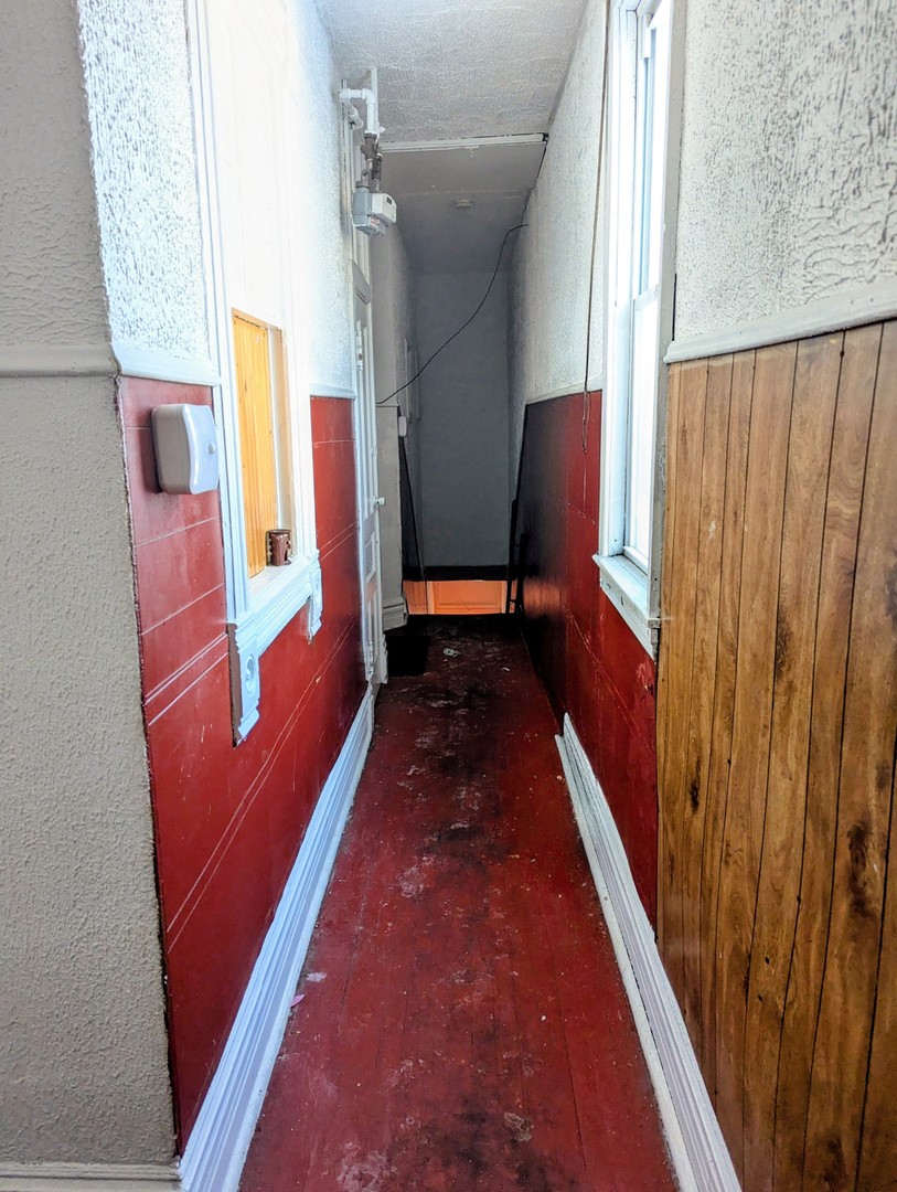 4805 S Elizabeth Street, Chicago, IL 60609