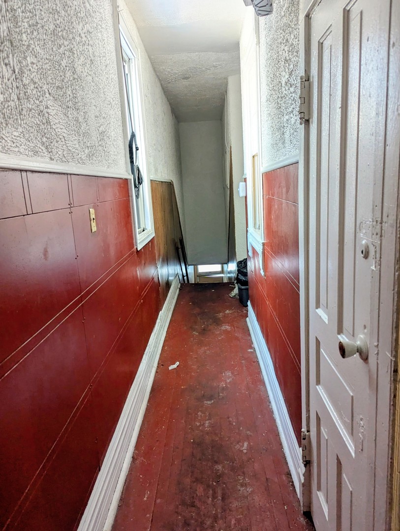 4805 S Elizabeth Street, Chicago, IL 60609