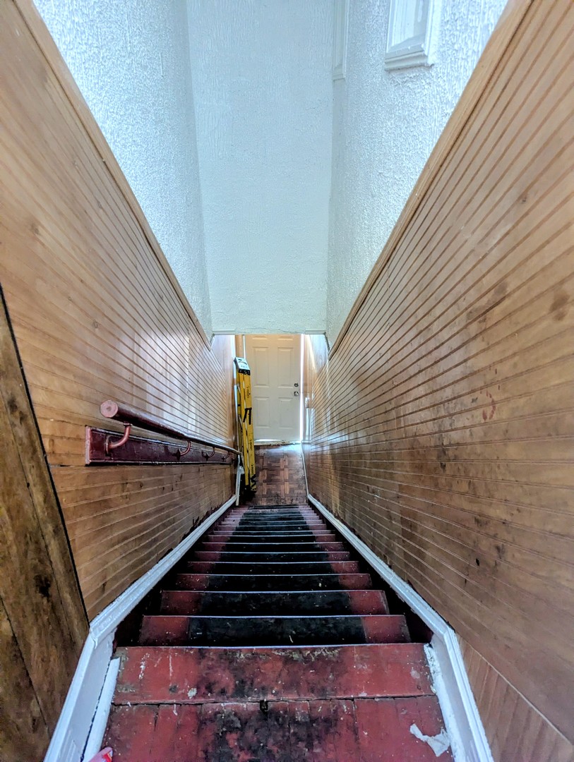 4805 S Elizabeth Street, Chicago, IL 60609