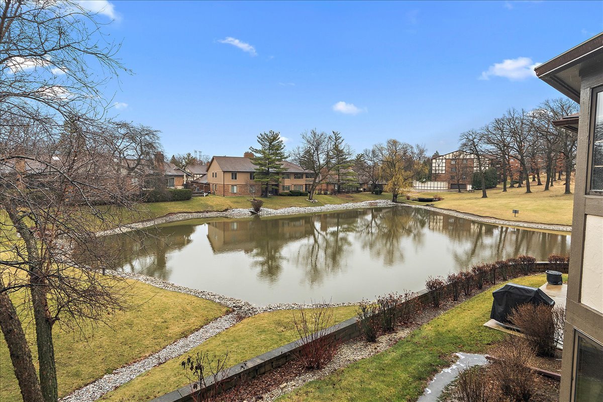 7834 W Foresthill Lane #2CR, Palos Heights, IL 60463