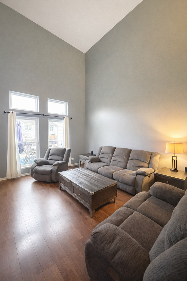 944 Cynthia Lane, Lake In The Hills, IL 60156