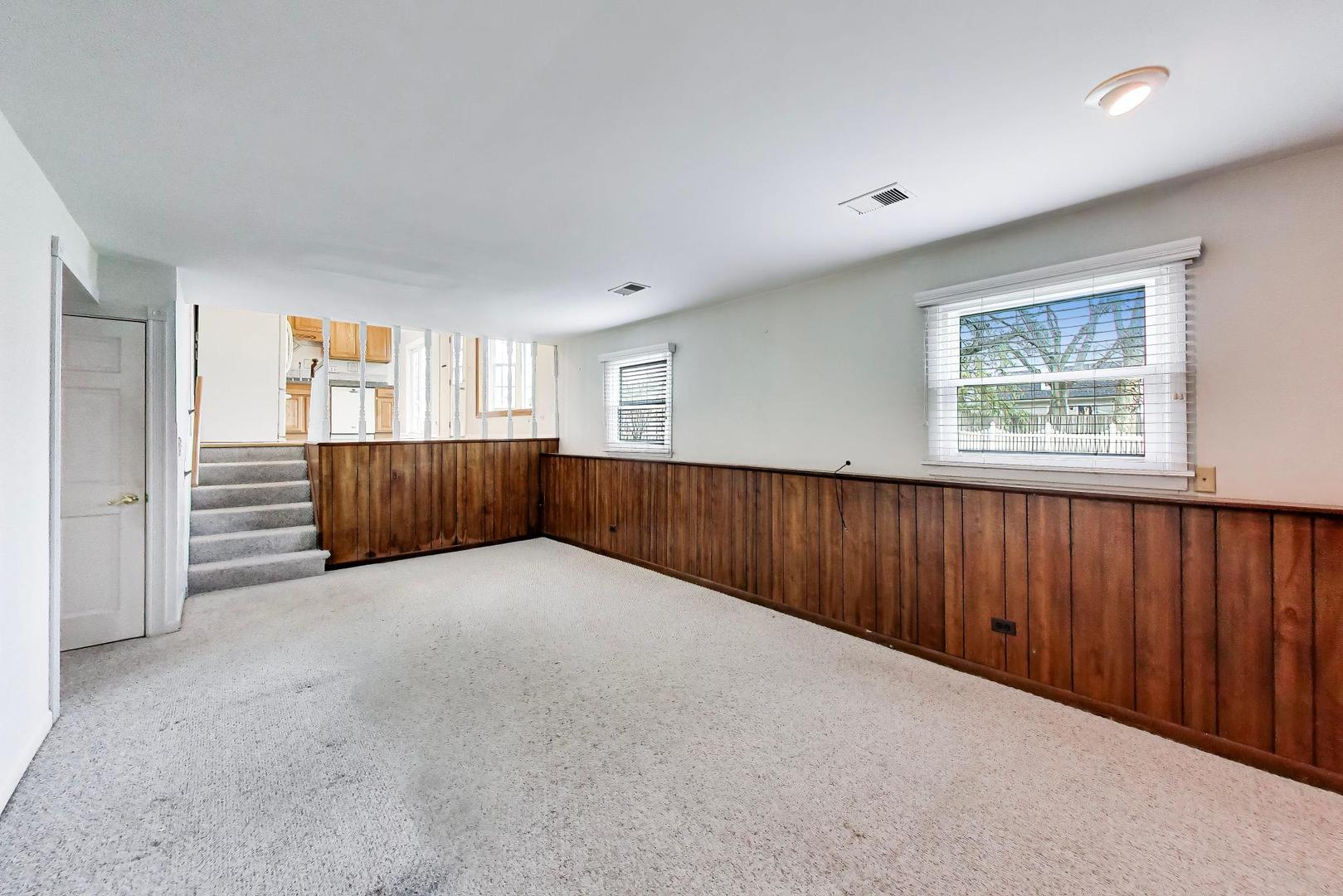 1918 Templar Drive, Naperville, IL 60565