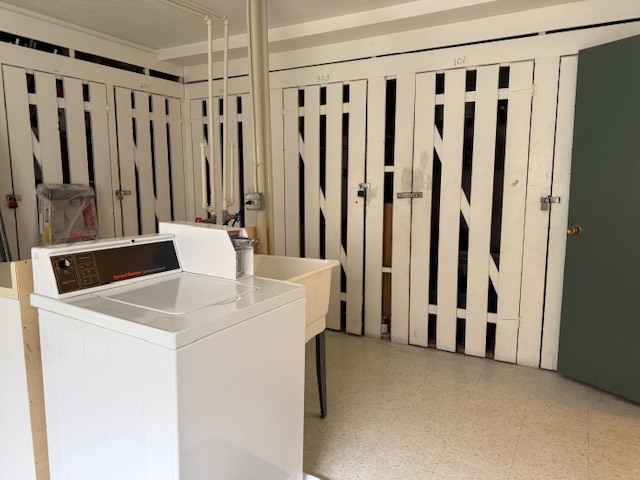 4757 N Keeler Avenue #101, Chicago, IL 60630