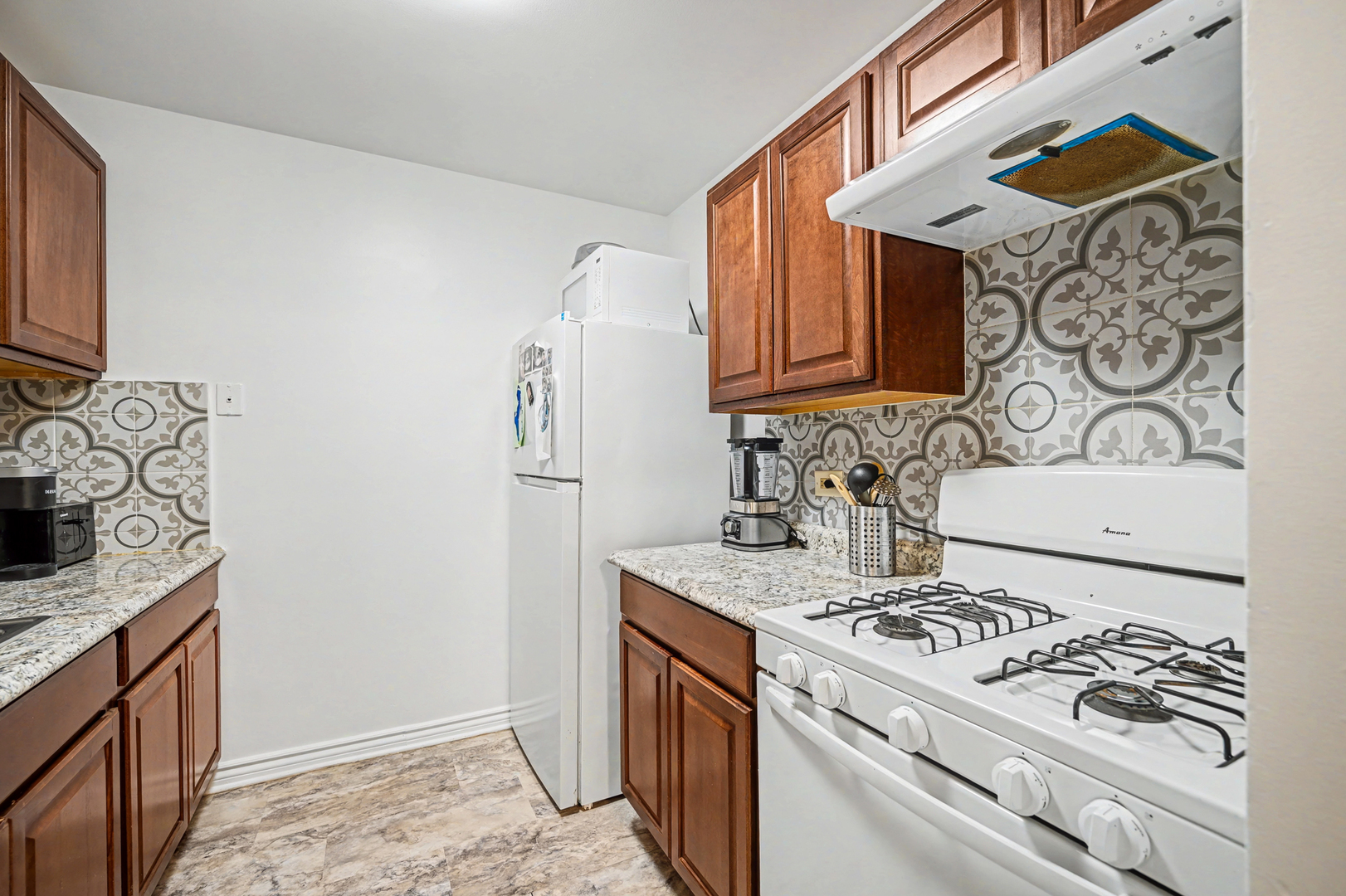 266 Shorewood Drive #2A, Glendale Heights, IL 60139