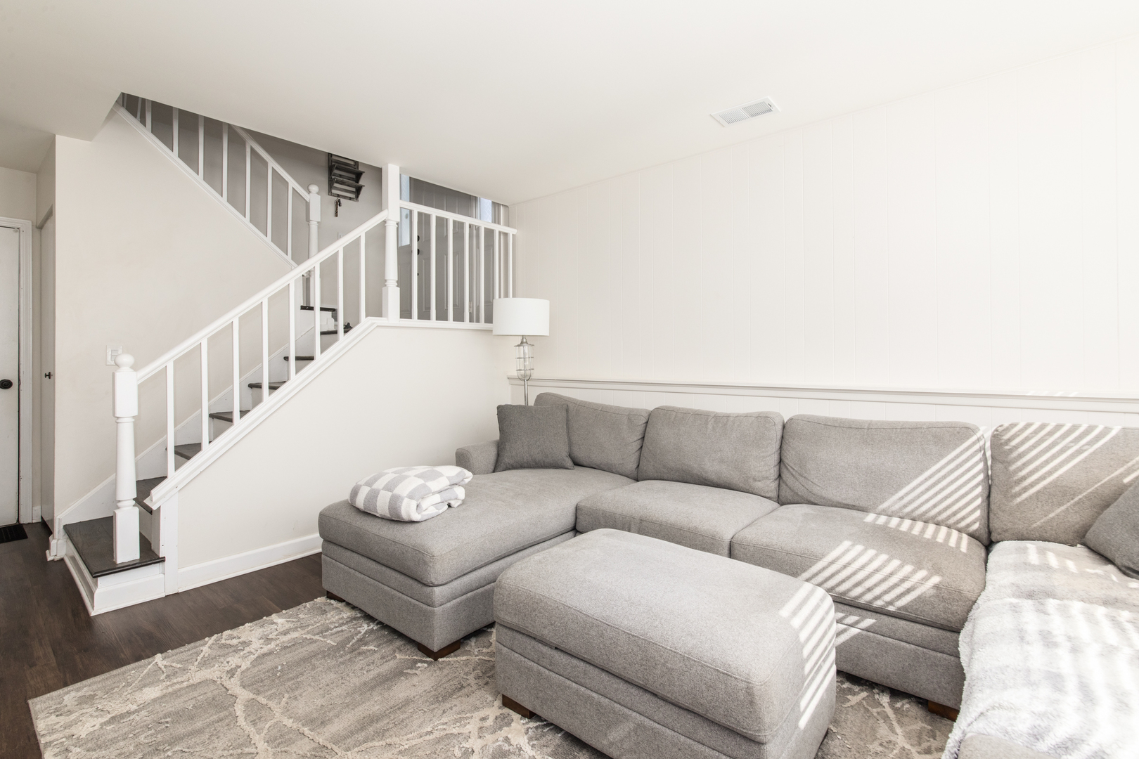 314 Sutherland Lane, Bloomingdale, IL 60108