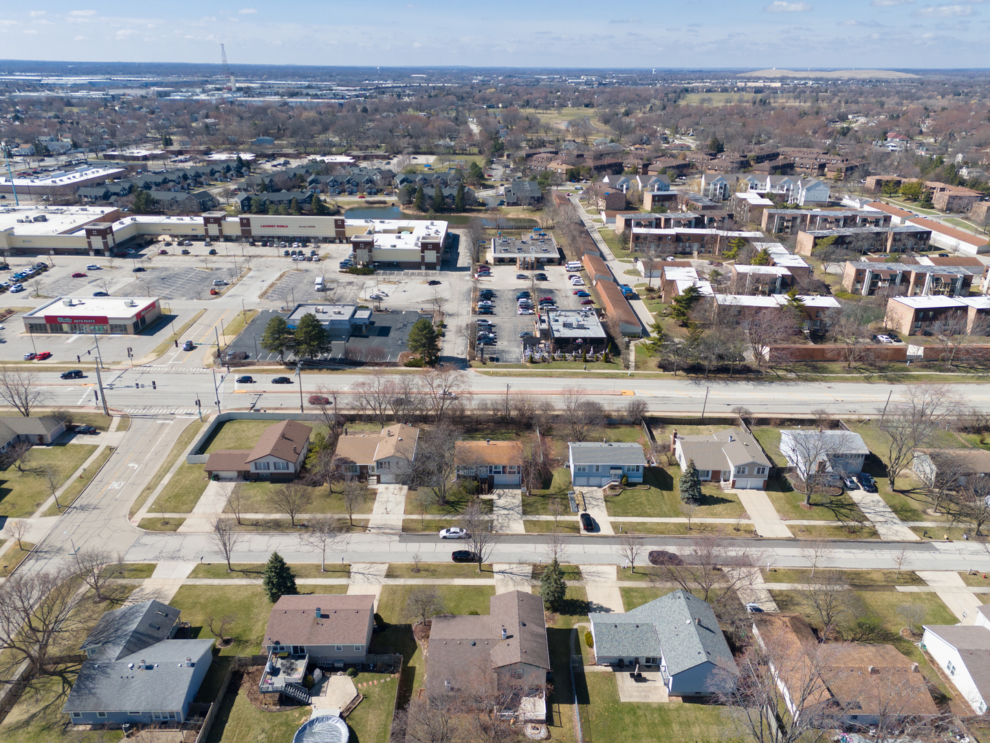 314 Sutherland Lane, Bloomingdale, IL 60108