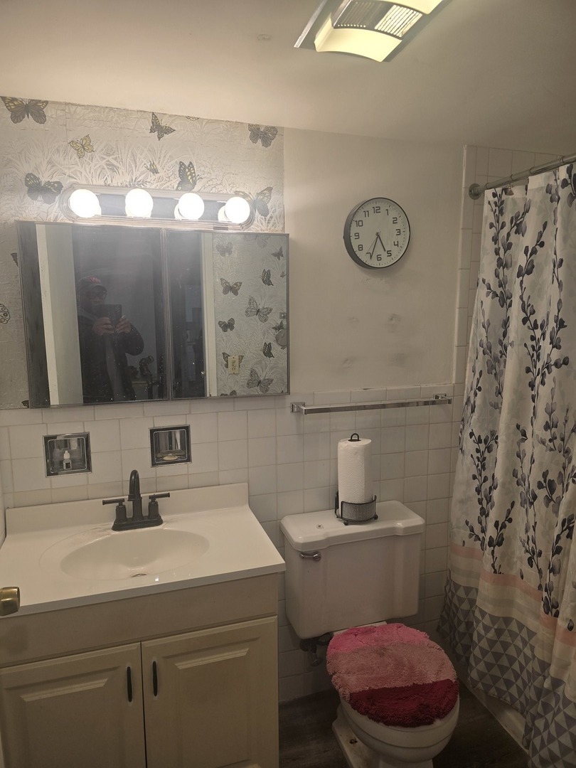 1139 Leavitt Avenue #212, Flossmoor, IL 60422