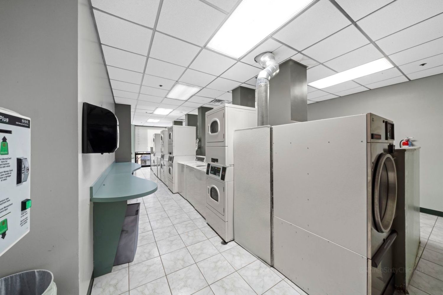 70 W Huron Street #506, Chicago, IL 60654