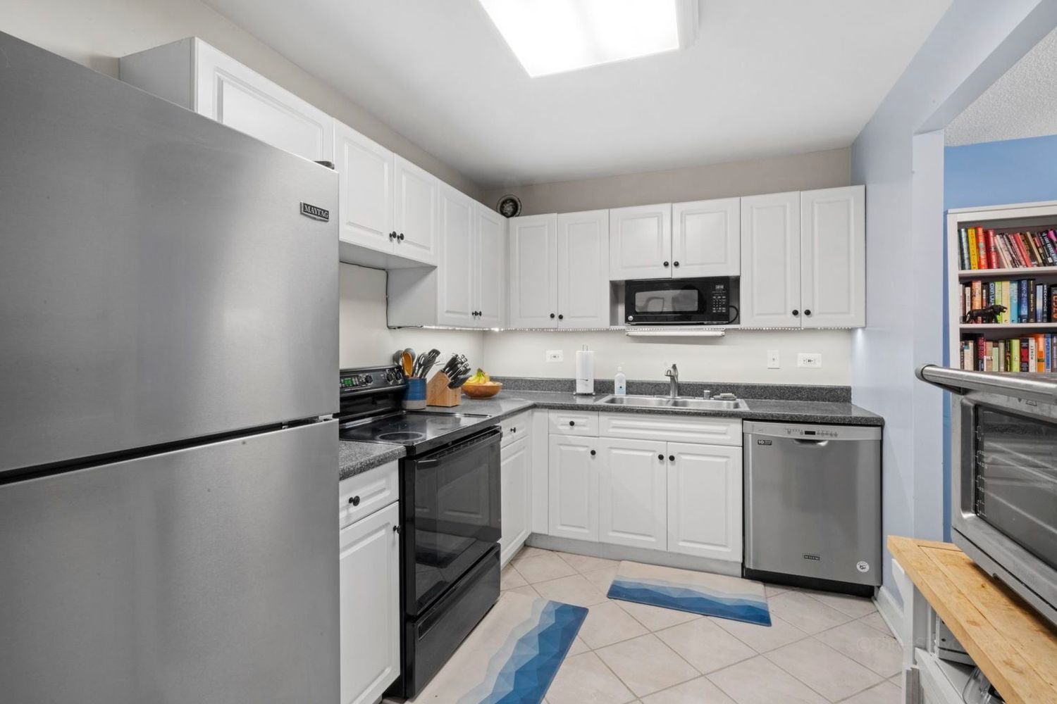 70 W Huron Street #506, Chicago, IL 60654