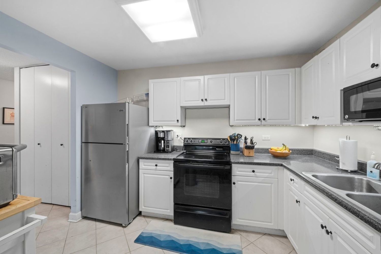 70 W Huron Street #506, Chicago, IL 60654