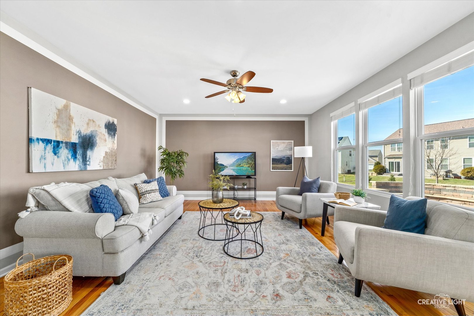 4319 Silver Bell Court, Naperville, IL 60564